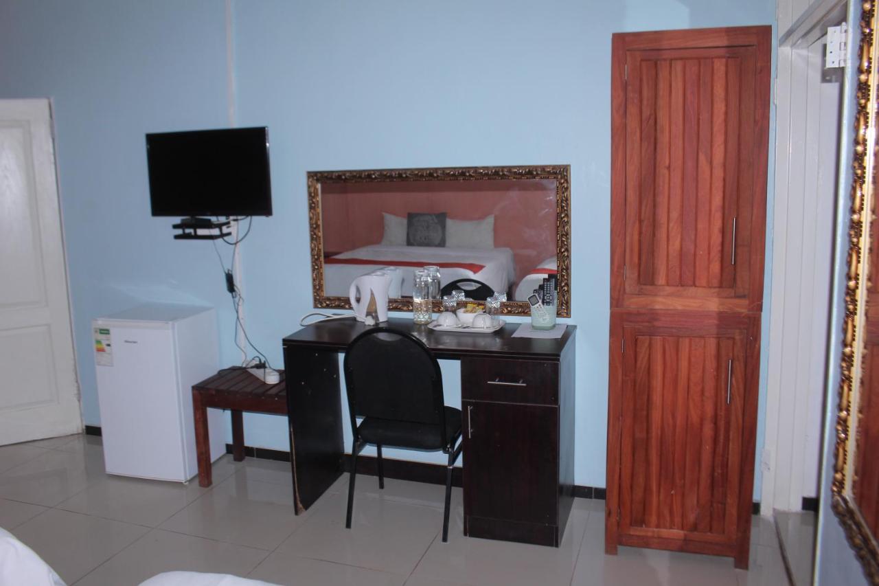 Global Guest House Касане Экстерьер фото