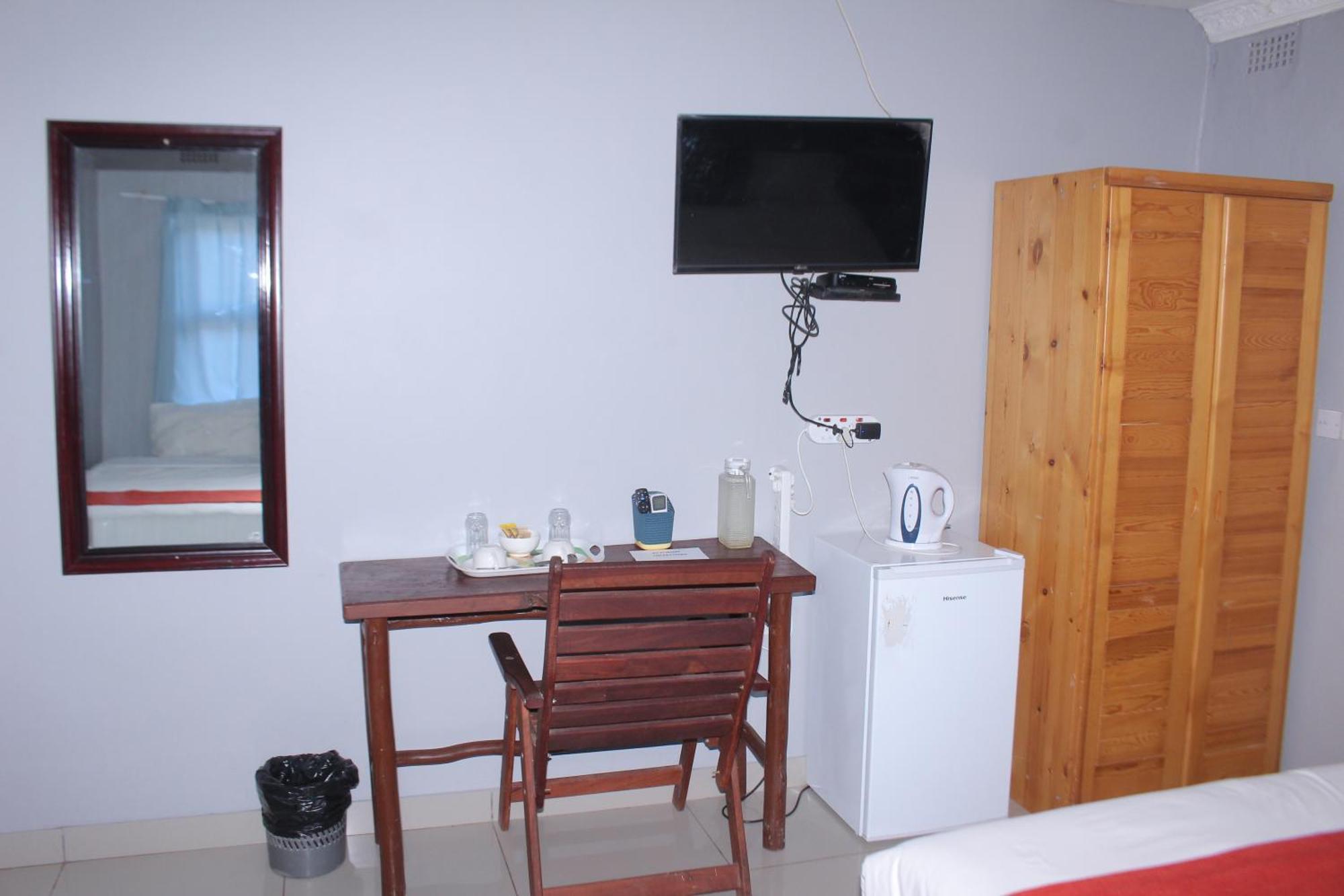 Global Guest House Касане Экстерьер фото